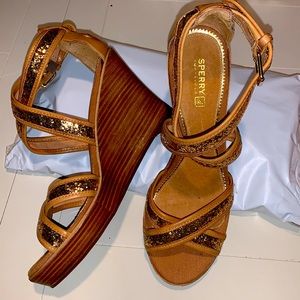 Sperry Top Sider Golden Glitter Heels NWOT